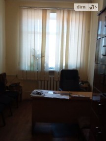 Здається комерційне приміщення на вул. Грушевського 20, площа 10.5 кв. м • ID 34661615