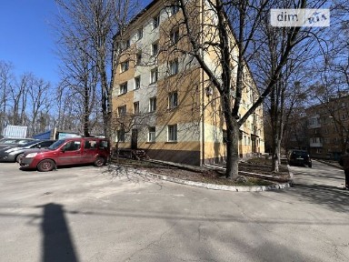 Продаж кімнати 13.1 кв. м на вул. Склозаводська 1 • ID 34100366