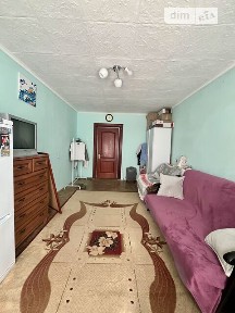 Продаж кімнати 47.3 кв. м на вул. Угорська 21 • ID 33687004