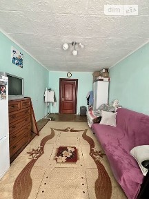 Продаж кімнати 47.3 кв. м на вул. Угорська 21 • ID 33687004