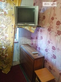 Дванадцятого Квітня вулиця, мікрорайон ХТЗ, район Індустріальний, Харків, вул. Дванадцятого Квітня 34 • ID 32810676