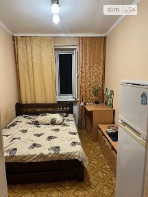 Продаж кімнати 9.2 кв. м на вул. Героїв Крут, кв. 30/4 • ID 32044641