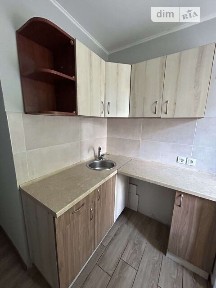 Вереснева вулиця, район Дарницький, Київ, вул. Вереснева 5 • ID 34664396