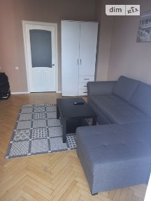 Гнатюка Академіка вулиця, мікрорайон Центр, район Галицький, Львів, вул. Гнатюка Академіка 3 • ID 34663310