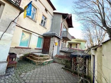 Продаж будинку. вул. Некрасова-Юрія Руфа. (120 000 $. ).