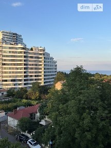 Літературна вулиця, район Приморський, Одеса, вул. Літературна 10 • ID 34543601