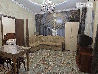 Здам подобово 2к квартиру на вул. Троїцька 44 • ID 34506558