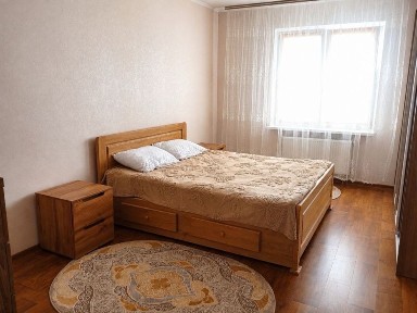 Київ, Оболонський, Коноплянська 22б