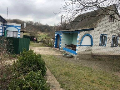 Продаж будинку на початку с. Кам'яні Потоки (сертифікат або субвенція)
