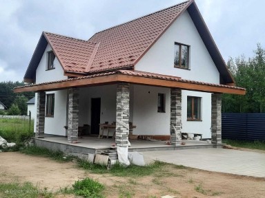 Мрієте про затишний будинок серед природи, поруч із містом?
