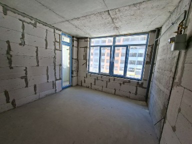 Продаж 1кім квартири у зданому будинку
