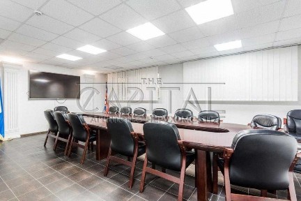 Продаж / Офіс / 446 м2 / Голосіївський район / Григорія Гуляницького, 44-1