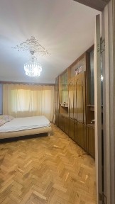 Shev Продам двокімнатну квартиру на пр. Шевченка.