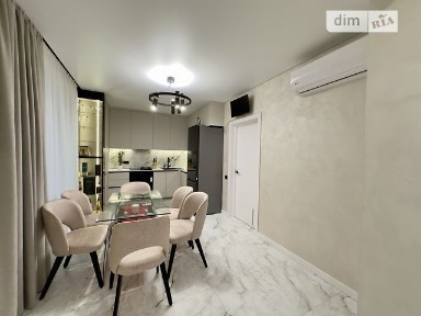 Продаж 1к квартири 60.8 кв. м на вул. Атмосферна 3 • ID 34665368