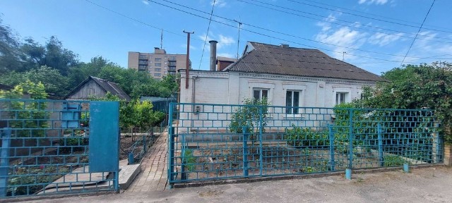 Продам дом в Центрально - городском районе