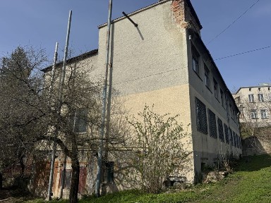 Продам комерційне приміщення під офіс кабінети місто Кременець центр