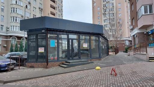Продаж окремої будівлі вул Драгоманова 38 Г, під магазин - 72 м²