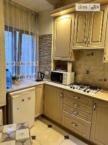 Здам подобово 1к квартиру на вул. Шептицьких 30 • ID 33860521