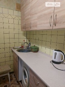 вулиця Олекси Тихого, мікрорайон Шулявка, район Солом'янський, Київ, метро Шулявська, вул. Олекси Тихого 49 довгостроково • ID 33876757