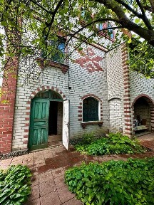 Двоповерховий будинок 118м2,житловий стан, 6,5соток землі, р-н Астра (NN)