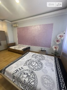 Кімната подобово на вул. Квіткова 43 • ID 33351093