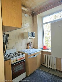 Продаж 2 к. квартири Холодна Гора