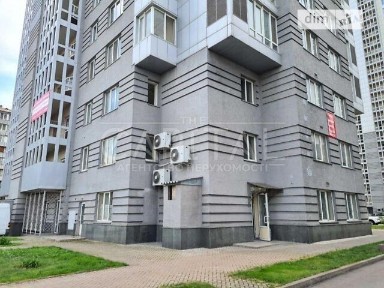 Дніпровська набережна, Київ, наб. Дніпровська 1, триповерхова будівля • ID 34667026
