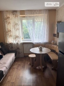 Здам в оренду кімнату на вул. Нижньоюрківська 4 довгостроково • ID 34667617