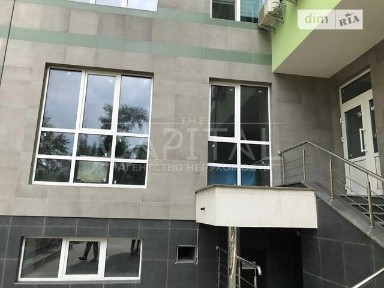 Продаж офісного приміщення 126 кв. м. на 1 поверсі на бул. Академіка Вернадського 24, багатоповерхова будівля • ID 34726035
