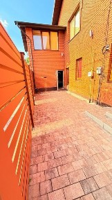Здам Таунхаус 160м2. Киргизська ( гараж, підвал) 2пов. Власник