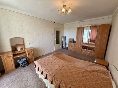 Київ, Дарницький, вулиця Вишняківська 1