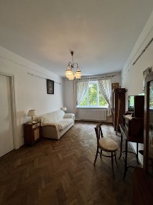 Продаж 2-кім. квартири, Чупринки, Франківський район