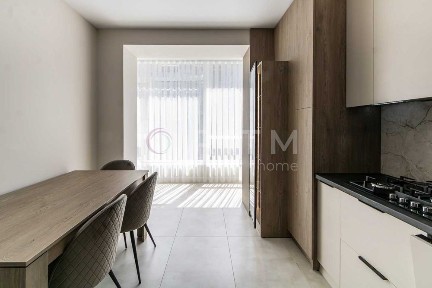 Миру вулиця, район Будівельників, Івано-Франківськ, вул. Миру • ID 34669294