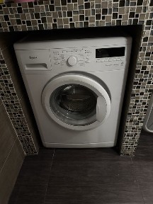 Київ, Дніпровський, вулиця Юрія Шумського 3 г