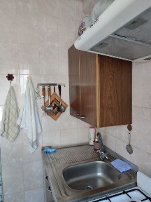 Срочно продам 1ком квартиру на Песках ул. Автозаводская