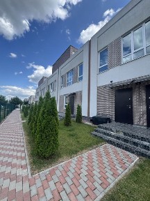 Продаж сучасного таунхауса с. Гора Київська область