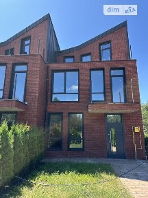Продаж 3 поверхового таунхауса з ділянкою на 1.1 сотки, 130 кв. м, 4 кімнати, на вул. Мисливська • ID 34670718