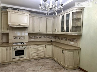 Продаж 3 поверхового будинку з верандою і ділянкою на 5 соток, 240 кв. м, 5 кімнат, на вул. Сонячна 1 • ID 34670379