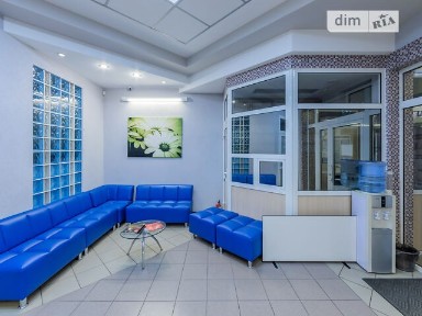 Продаж спеціального приміщення на вул. Сирецька 32, площа 358 кв. м • ID 32675700