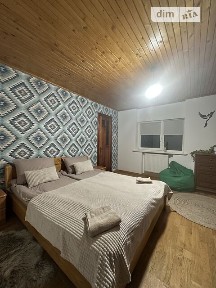 Оренда будинку на добу на вул. Олени Степанівни 45, 4 кімнати, спальних місць - 9 • ID 32639077