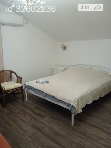 вулиця Старочумацька, мікрорайон Калинівський, район Індустріальний, Дніпро, вул. Старочумацька 10, 5 кімнат, спальних місць - 10 • ID 32602236