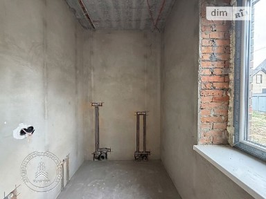 Продаж 2 поверхового таунхауса з ділянкою на 1.5 сотки, 90 кв. м, 2 кімнати, на вул. Паркова • ID 34636869