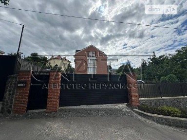 Продаж 3 поверхового таунхауса з ділянкою на 2 сотки, 244.1 кв. м, 4 кімнати, на пров. Голосіївський 12Г • ID 34515368
