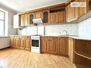 Липова вулиця, район Центр, Тернопіль, вул. Липова • ID 34636830