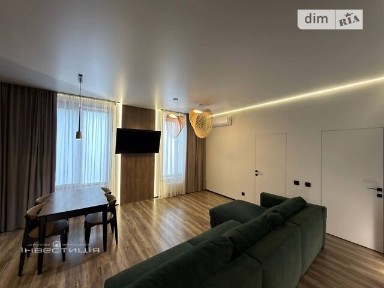 Продаж 2к квартири 74 кв. м на вул. Лесі Українки 42 • ID 34626390