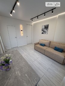 проспект Любомира Гузара, 15А, мікрорайон Відрадний, район Солом'янський, Київ, просп. Любомира Гузара 15А • ID 34614249