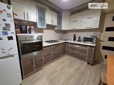 Продаж 1к квартири 44 кв. м на 3-а вул. Слобідська 28 • ID 34605233