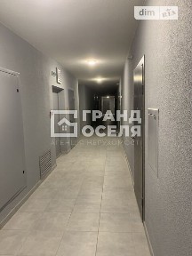 вулиця Братів Чибінєєвих, 8А, район Дарницький, Київ, метро Вирлиця, вул. Братів Чибінєєвих 8А • ID 34597206