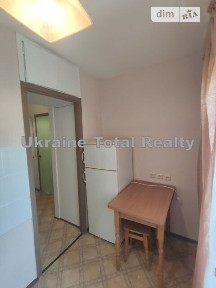 Жилянська вулиця, мікрорайон Паньківщина, район Голосіївський, Київ, метро Університет, вул. Жилянська 76 • ID 34597009