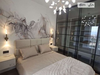 Продаж 3к квартири 90 кв. м на вул. Краснова • ID 34593695